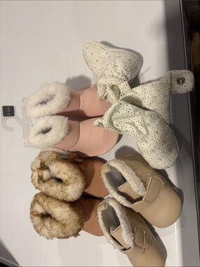 Baby Cozy Fur-Lined Booties – Pink and Beige
